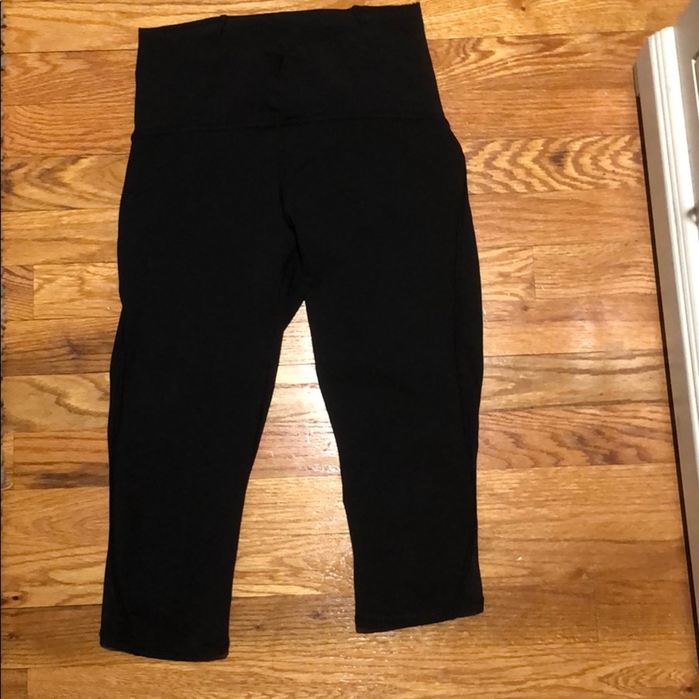 Crop black lulu legging